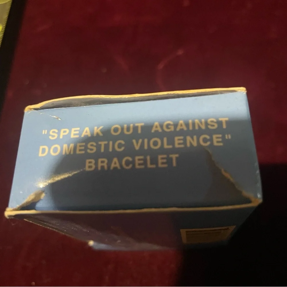 Speak Out Bracelet Purple‎ Silicone Silver Tone Bar Motivational Jewelry